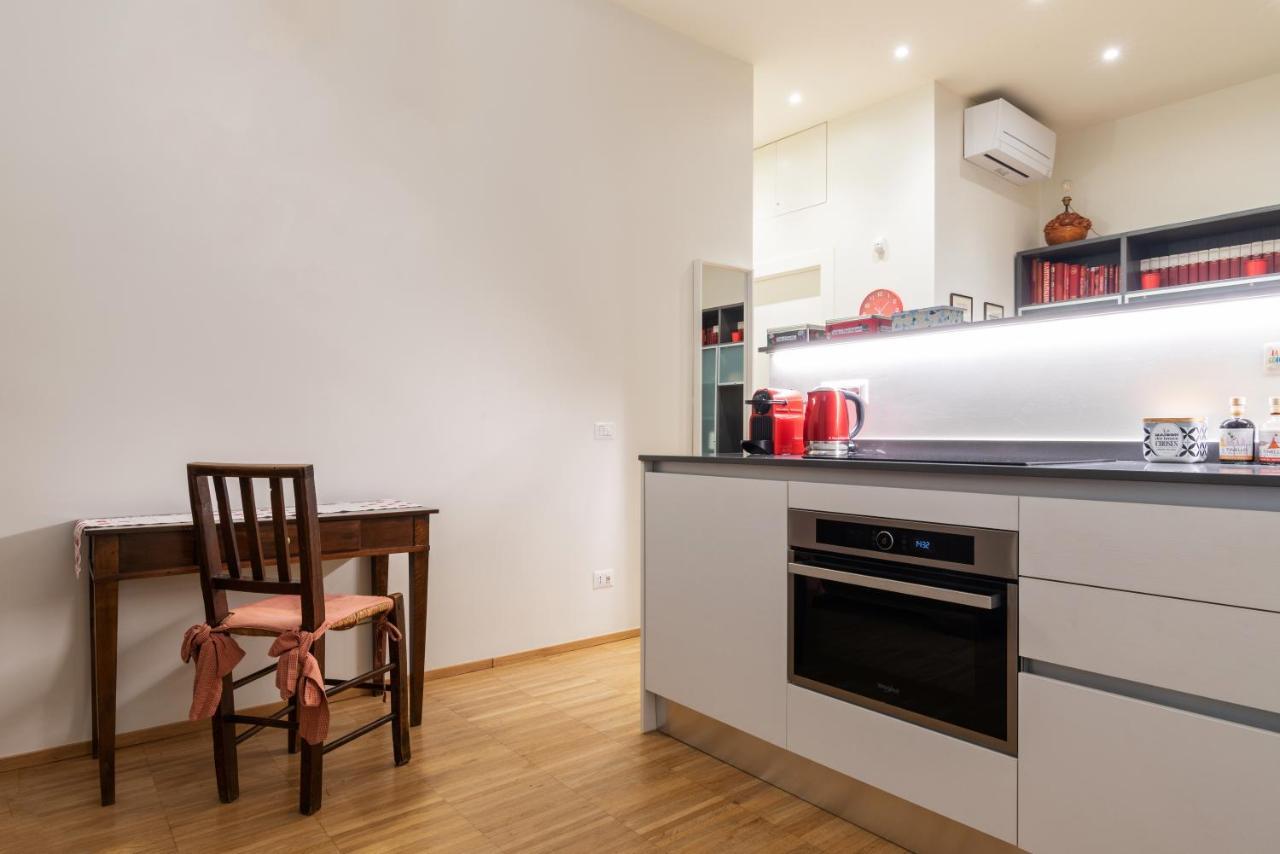 La Casa Colorata - Flats In Milan - Bocconi Apartment Екстериор снимка